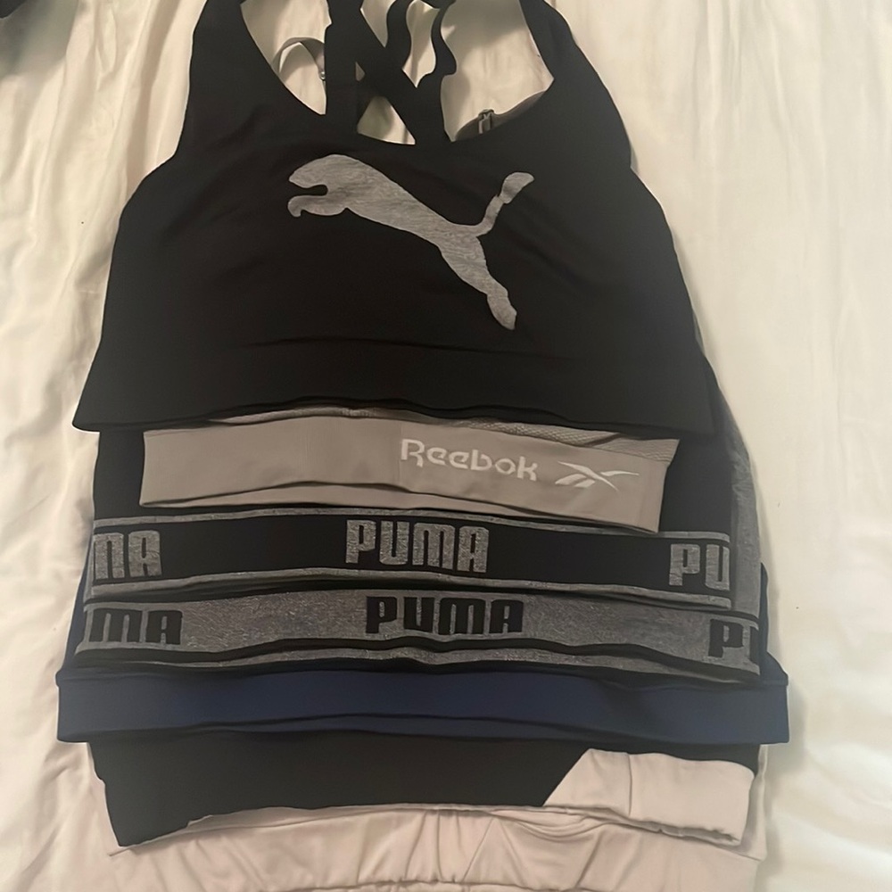 Lot of 7 sports bras size XL. All for $25.
